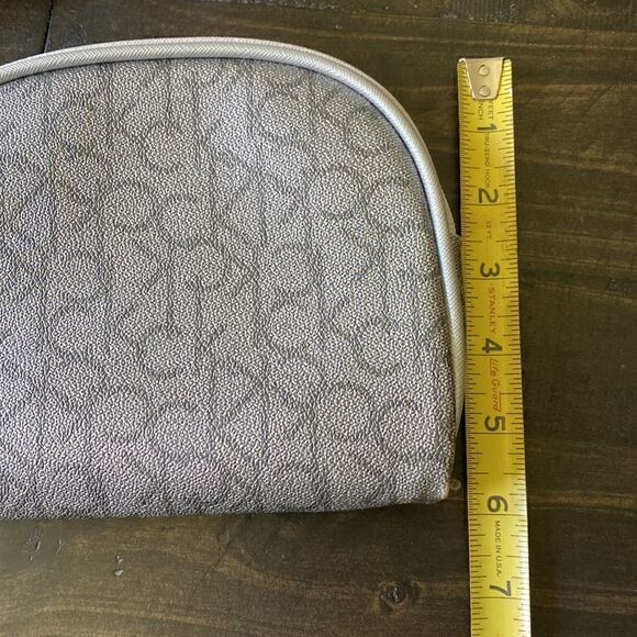 Calvin Klein Makeup Bag Silver Sturdy Grey Monogram Travel Quality Pouch - Picture 5 of 8